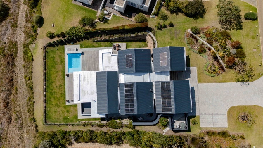 4 Bedroom Property for Sale in Brackenridge Western Cape